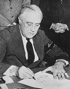FDR signs the Declaration of War